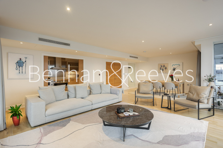 3 bedrooms flat to rent in Fountain House, The Boulevard, SW6-image 1