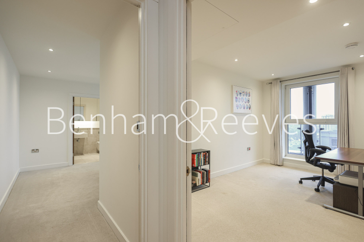 3 bedrooms flat to rent in Fountain House, The Boulevard, SW6-image 18