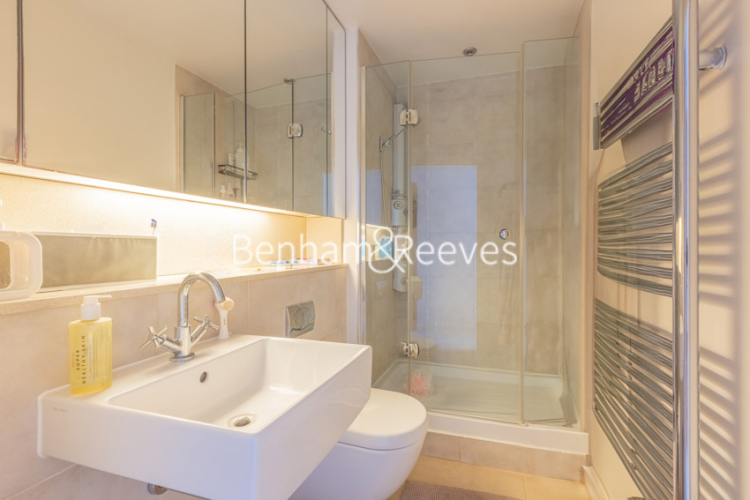 3  bedrooms flat to rent in Lensbury Avenue, Fulham, SW6-image 10