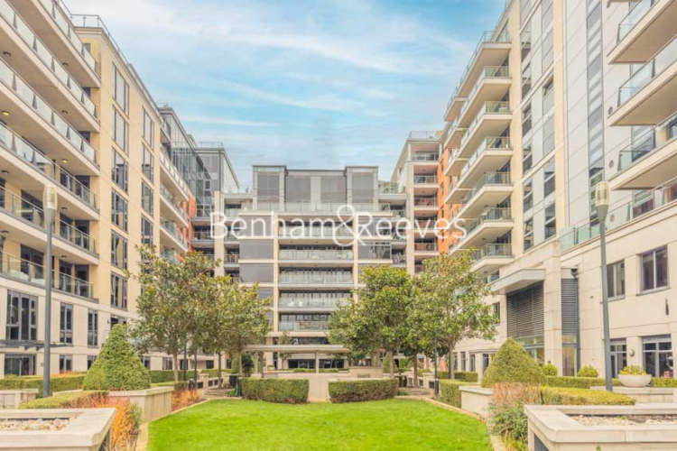3  bedrooms flat to rent in Lensbury Avenue, Fulham, SW6-image 11