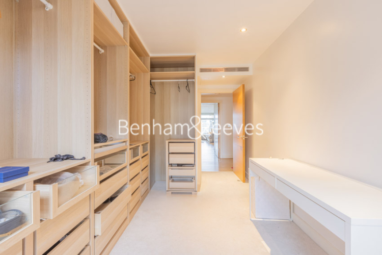 3 bedrooms flat to rent in Lensbury Avenue, Fulham, SW6-image 16