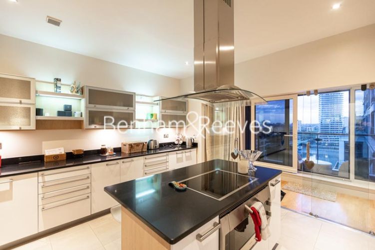 4 bedrooms flat to rent in Fountain House, The Boulevard, Imperial Wharf, SW6-image 9