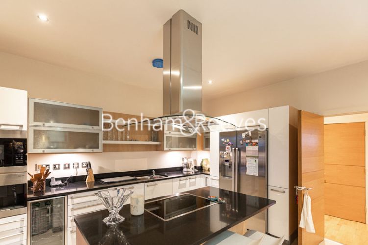 4 bedrooms flat to rent in Fountain House, The Boulevard, Imperial Wharf, SW6-image 20