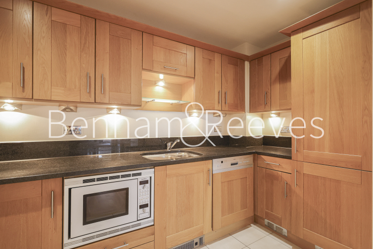 2  bedrooms flat to rent in Harbour Reach, Imperial Wharf, SW6-image 12