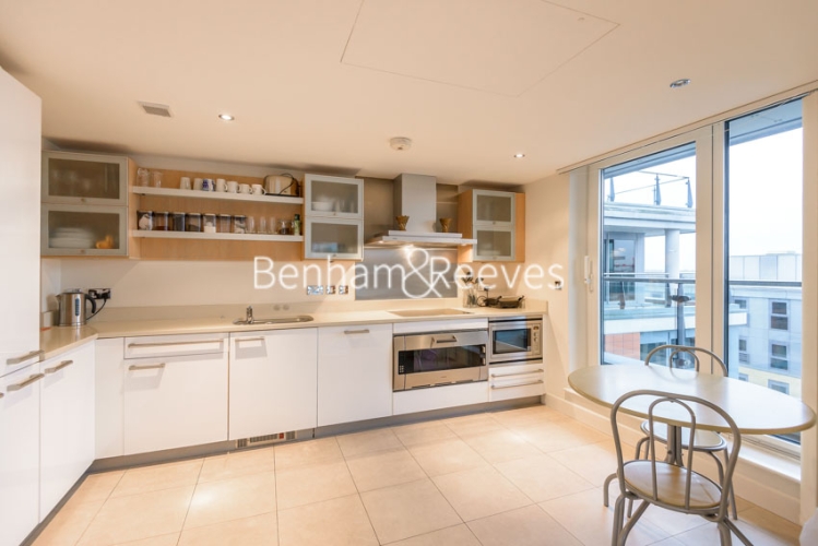 3  bedrooms flat to rent in The Boulevard, Fulham, SW6-image 2