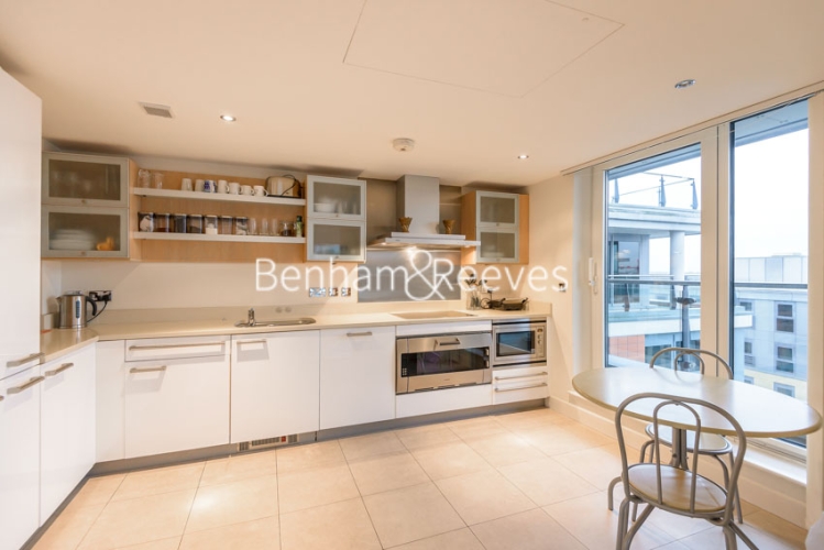 3 bedrooms flat to rent in The Boulevard, Fulham, SW6-image 2