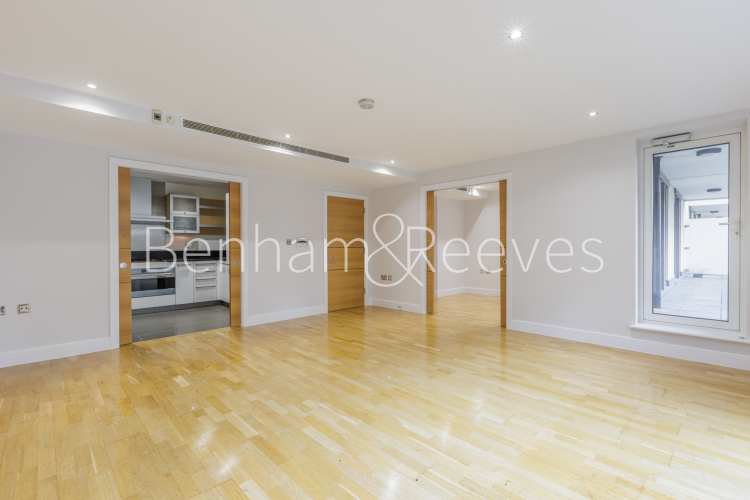 3 bedrooms flat to rent in Lensbury Avenue, Fulham, SW6-image 1