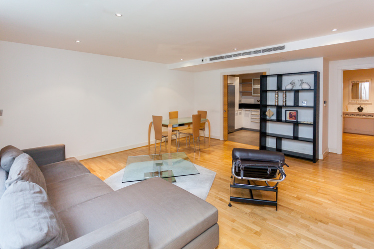 2  bedrooms flat to rent in Marina Point, Fulham, SW6-image 2