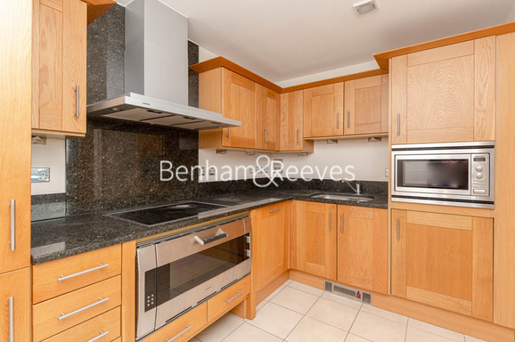 2  bedrooms flat to rent in Lensbury Avenue, Fulham, SW6-image 2