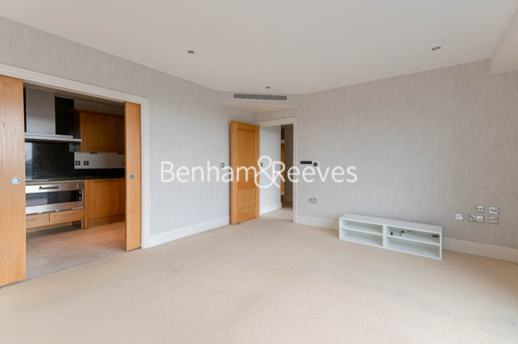 2 bedrooms flat to rent in Lensbury Avenue, Fulham, SW6-image 11