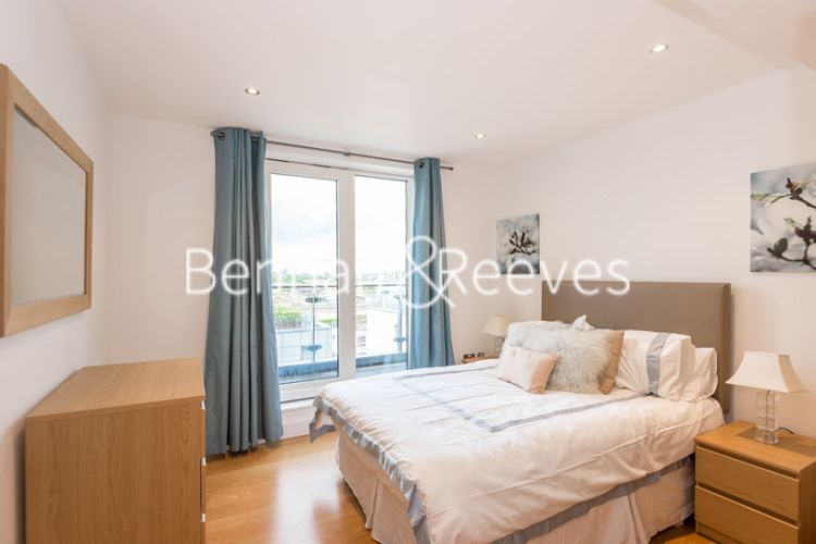 2  bedrooms flat to rent in Lensbury Avenue, Fulham, SW6-image 7