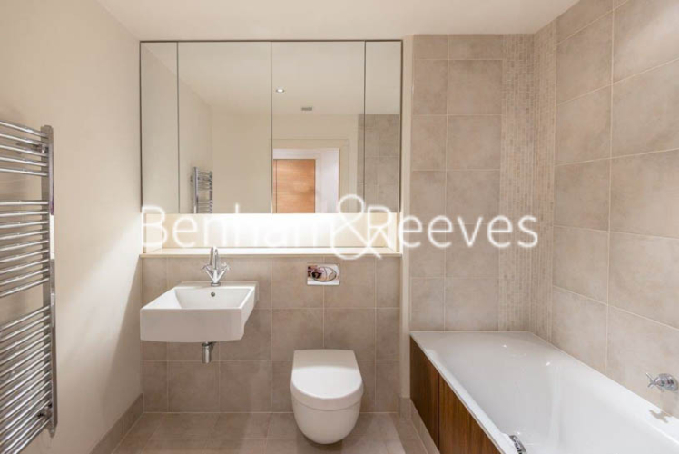 2 bedrooms flat to rent in Lensbury Avenue, Fulham, SW6-image 8