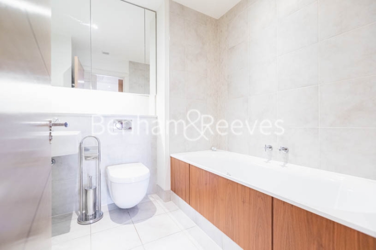 3 bedrooms flat to rent in Lensbury Avenue, Imperial Wharf, SW6-image 4