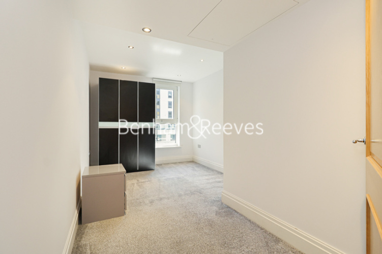 2  bedrooms flat to rent in Chelsea Vista, Imperial Wharf, SW6-image 15
