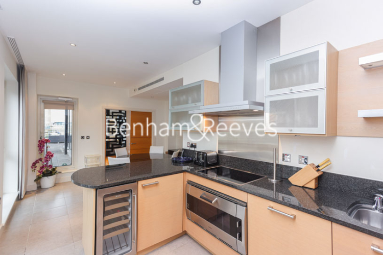 3 bedrooms flat to rent in Lensbury Avenue, Fulham, SW6-image 9