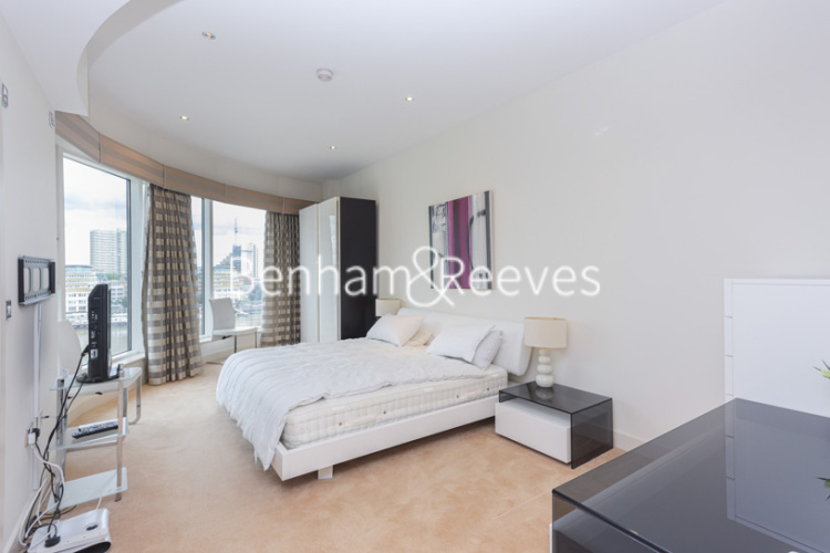 3  bedrooms flat to rent in Lensbury Avenue, Fulham, SW6-image 22