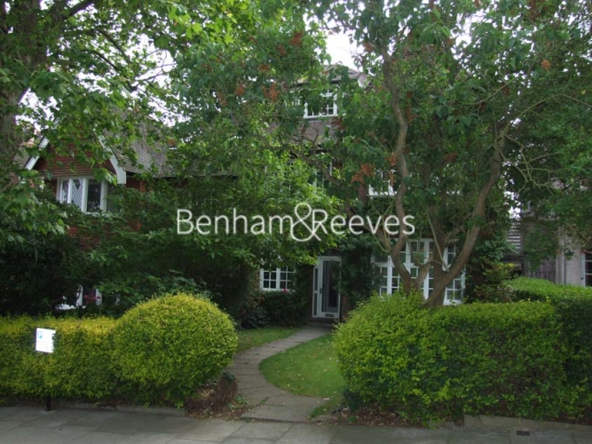 Studio flat to rent in Cholmeley Park, Highgate, N6-image 5