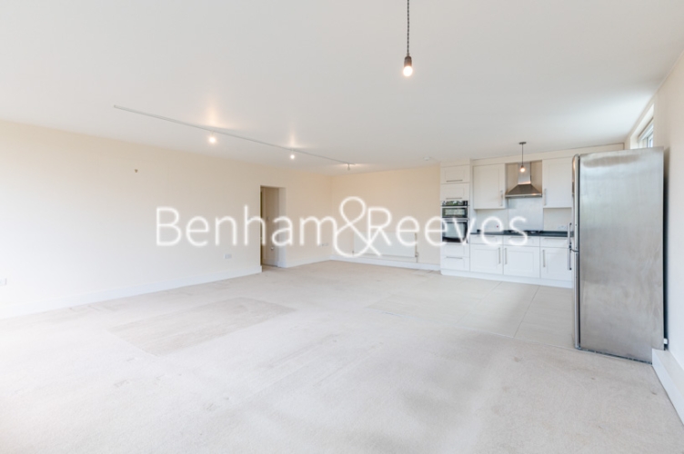 2 bedrooms flat to rent in Shepherds Hill, Highgate, N6-image 1