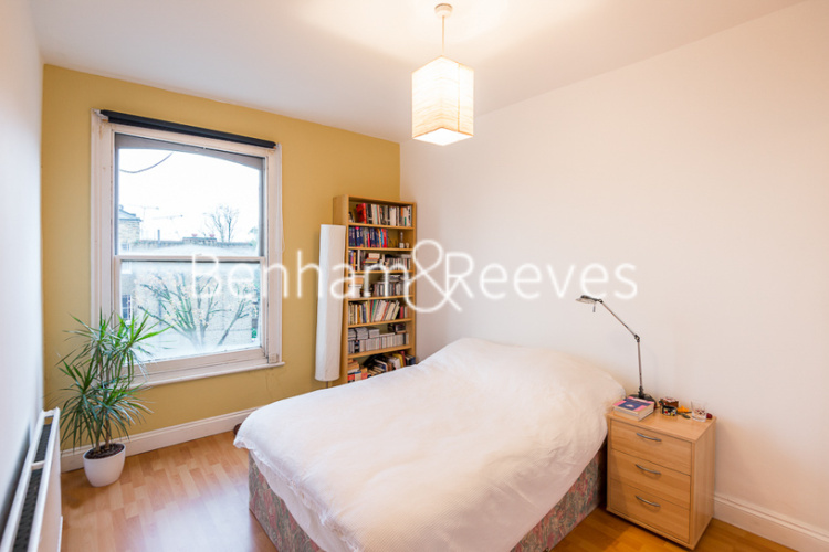 1  bedroom flat to rent in Lady Somerset Road, Highgate,NW5-image 3