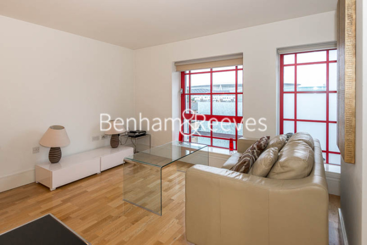 1  bedroom flat to rent in Highbury Stadium Square, Highbury, N5-image 8
