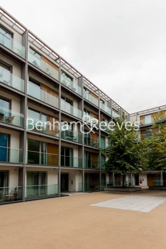 1 bedroom flat to rent in Highbury Stadium Square, Highbury, N5-image 6