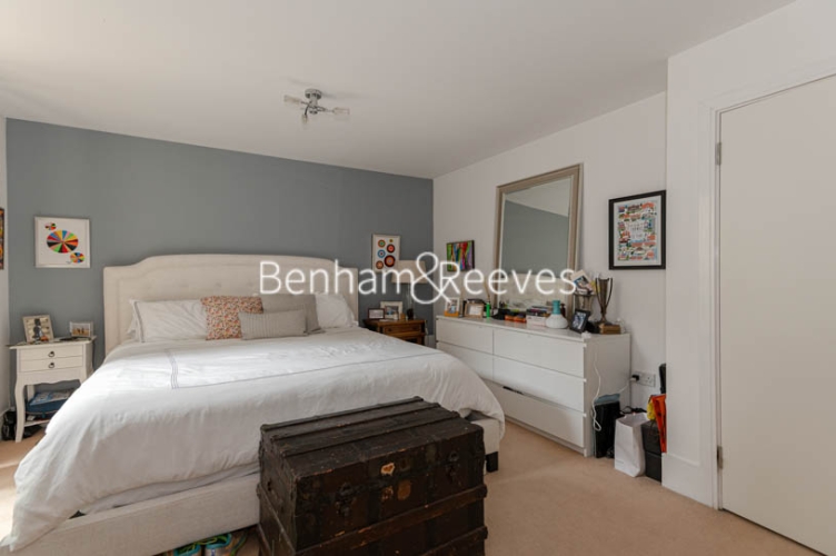 2 bedrooms flat to rent in Highbury Stadium Square, Highbury, N5-image 18
