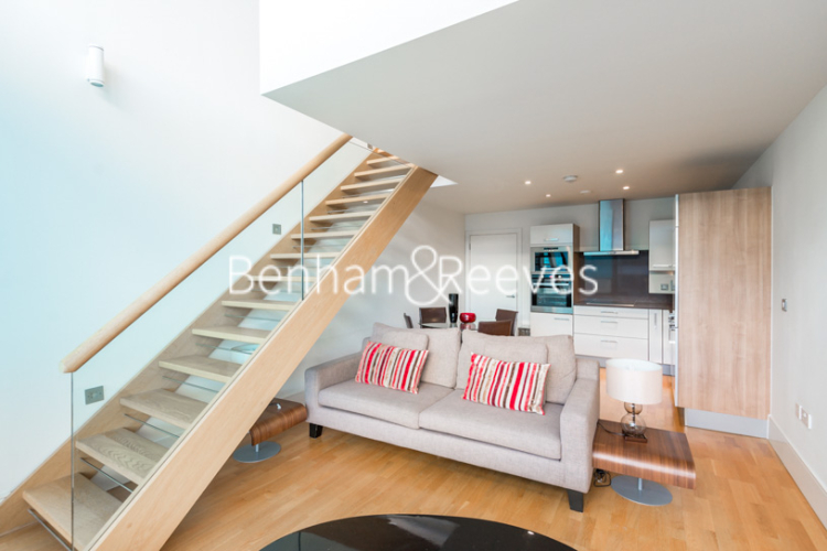 2  bedrooms flat to rent in Highbury Stadium Square, Highbury, N5-image 1