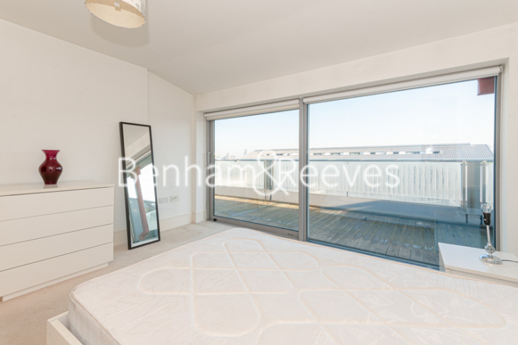 2  bedrooms flat to rent in Highbury Stadium Square, Highbury, N5-image 12