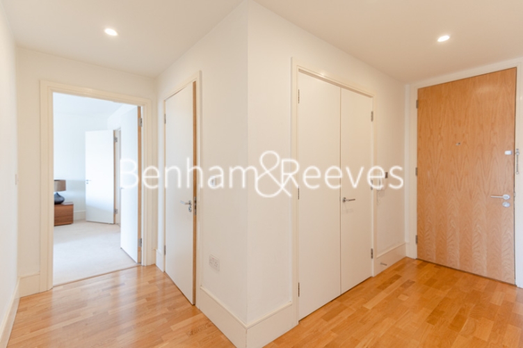 2 bedrooms flat to rent in Highbury Stadium Square, Highbury, N5-image 14