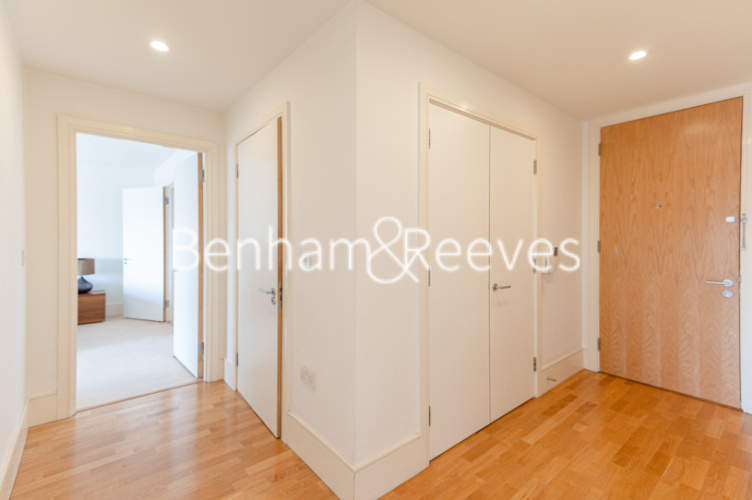 2  bedrooms flat to rent in Highbury Stadium Square, Highbury, N5-image 14