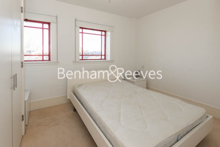 1  bedroom flat to rent in Highbury Stadium Square, Highbury, N5-image 7