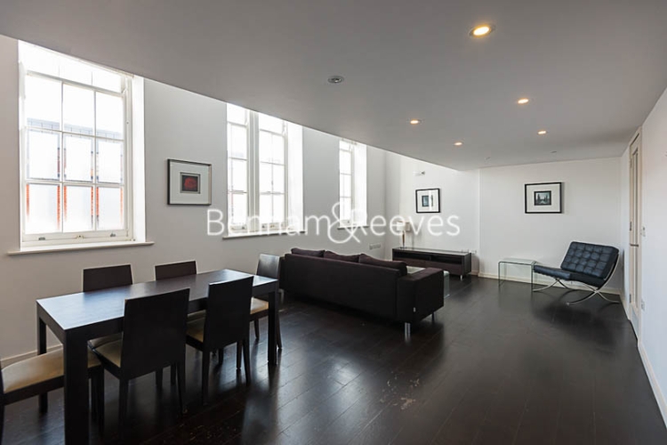 2 bedrooms flat to rent in Drummond Way, Highbury and Islington, N1-image 1