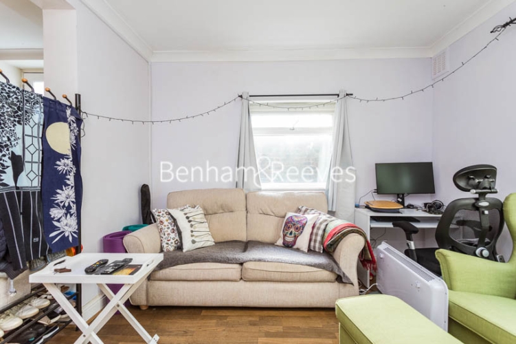 2 bedroom(s) flat to rent in Dartmouth Park Hill, Dartmouth Park, NW5