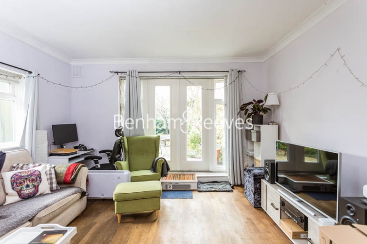 2 bedroom(s) flat to rent in Dartmouth Park Hill, Dartmouth Park, NW5, London
