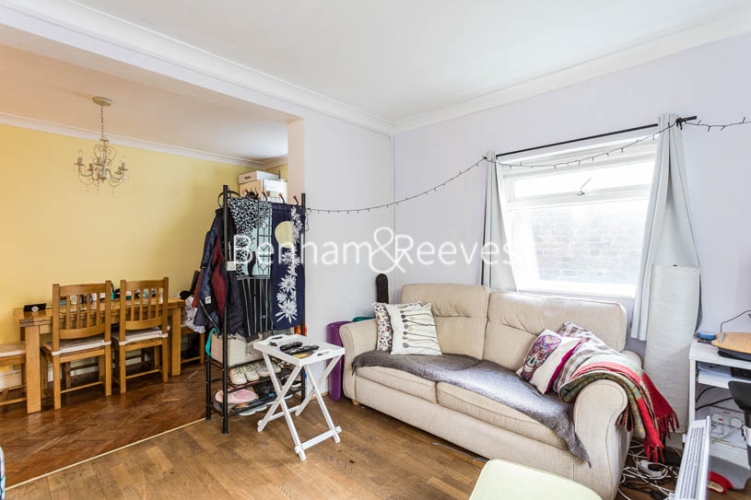2 bedroom(s) flat to rent in Dartmouth Park Hill, Dartmouth Park, NW5