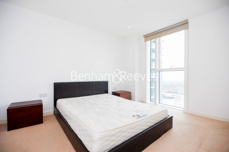 1  bedroom flat to rent in Residence Tower, Woodberry Grove, N4-image 3
