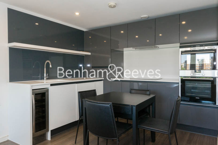 1  bedroom flat to rent in Highbury Park, Islington, N5-image 2