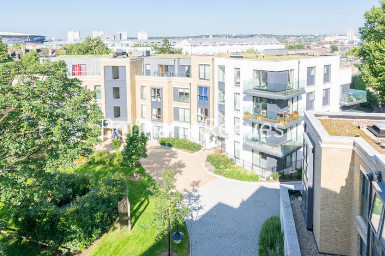 1  bedroom flat to rent in Highbury Park, Islington, N5-image 10