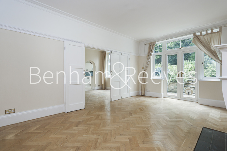 5  bedrooms house to rent in Hillway, Holly Lodge Estate, N6-image 6