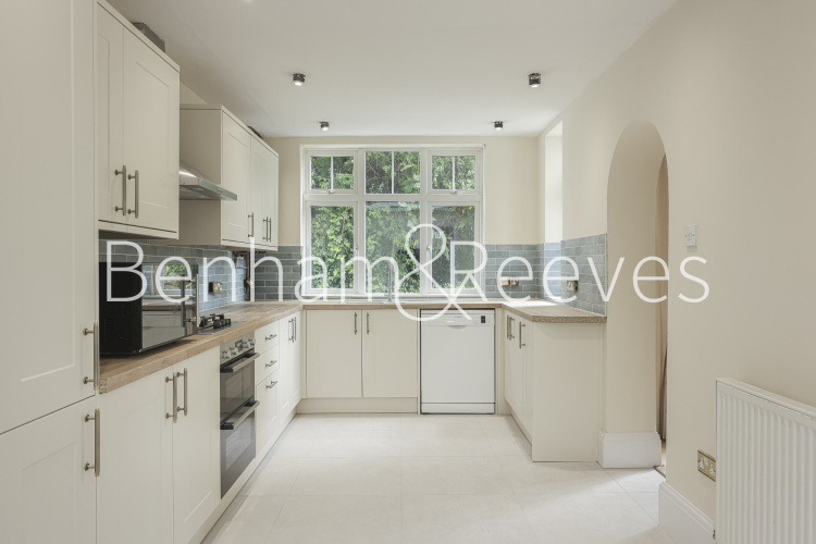 5  bedrooms house to rent in Hillway, Holly Lodge Estate, N6-image 12