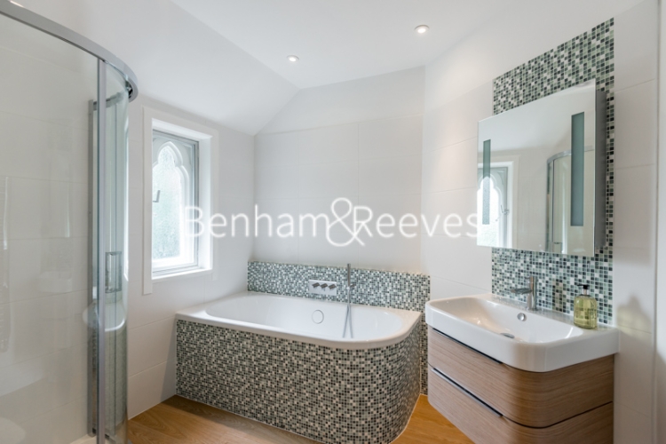 3 bedrooms house to rent in Holly Village, Highgate, N6-image 4