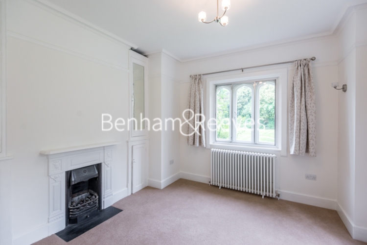 3 bedrooms house to rent in Holly Village, Highgate, N6-image 6
