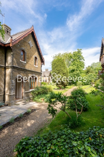 3 bedrooms house to rent in Holly Village, Highgate, N6-image 12
