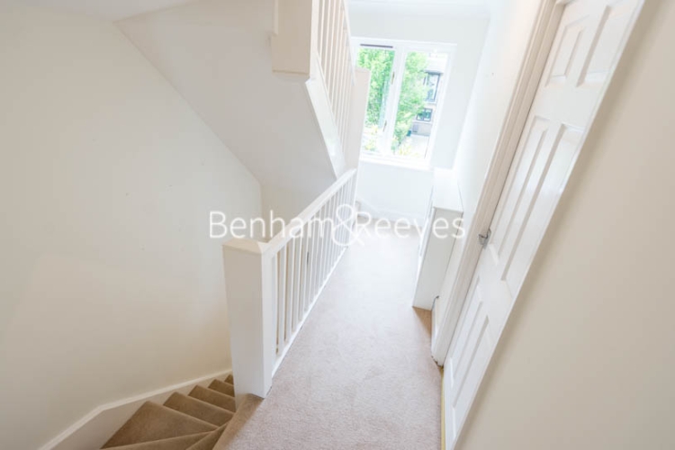 4 bedrooms house to rent in Ridgeway Gardens, Hampstead, N6-image 12