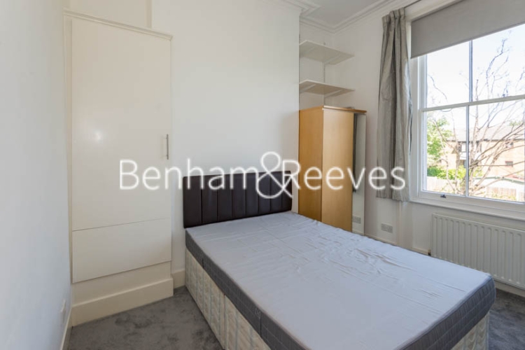 2 bedrooms flat to rent in Bickerton Road, Archway, N19-image 3