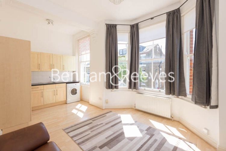 2 bedrooms flat to rent in Bickerton Road, Archway, N19-image 7