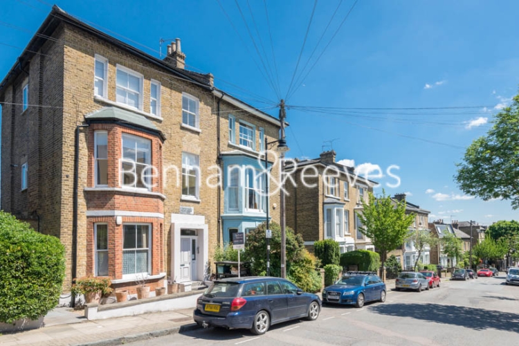 2  bedrooms flat to rent in Bickerton Road, Archway, N19-image 12