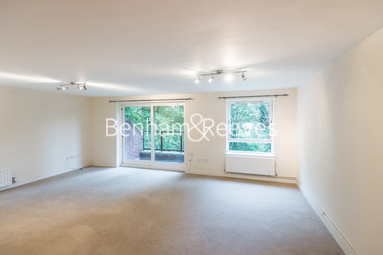 3  bedrooms flat to rent in Wood Lane, Highgate, N6-image 7