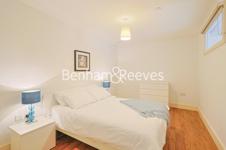 1  bedroom flat to rent in Gillespie Court, Queensland Terrace, N7-image 4