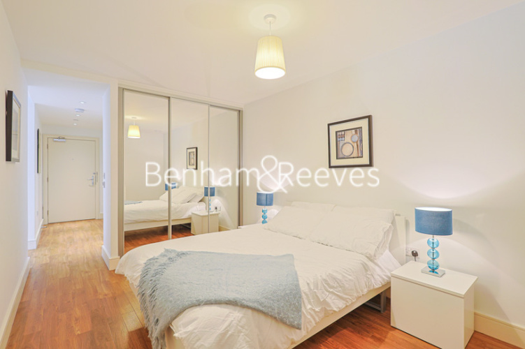 1  bedroom flat to rent in Gillespie Court, Queensland Terrace, N7-image 9